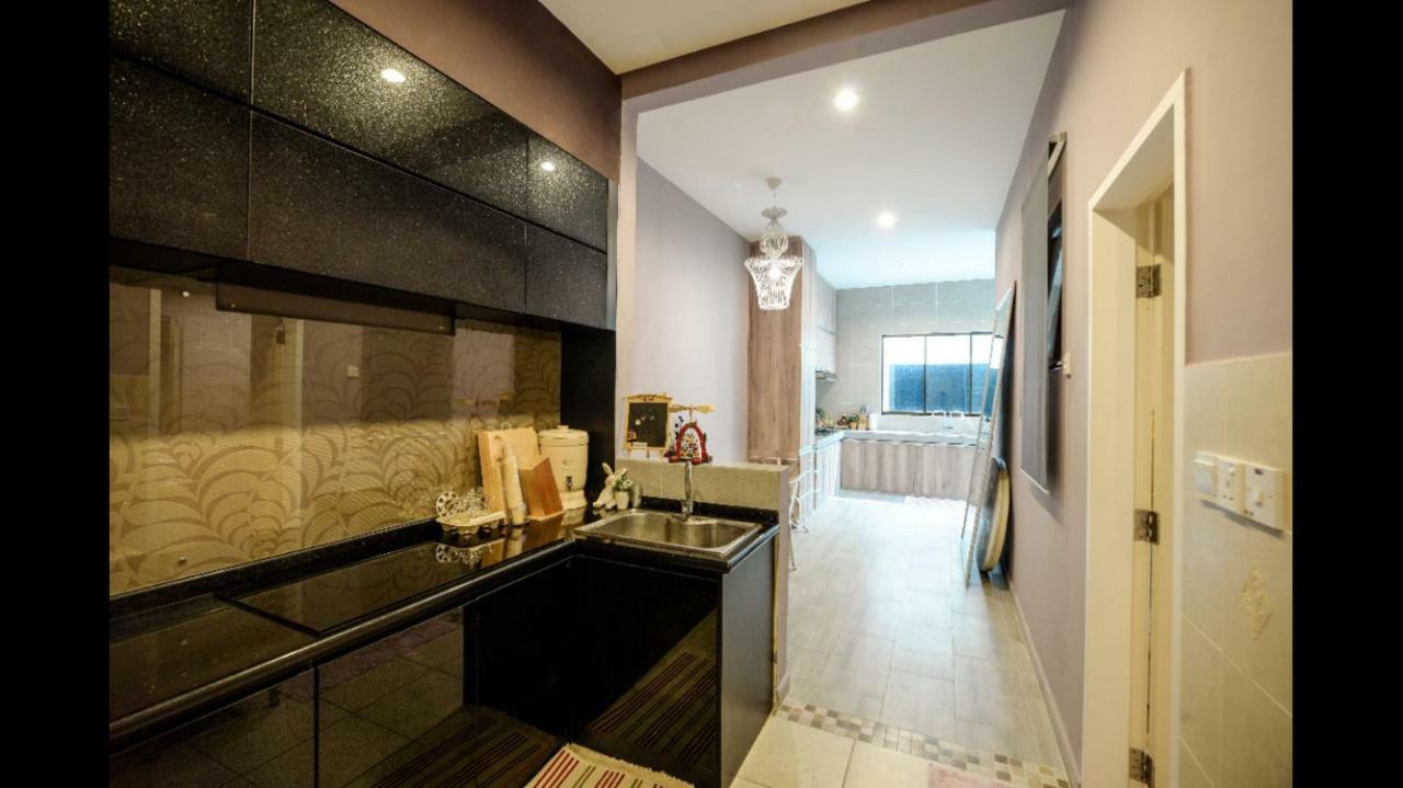 The Heaven In Sunway Ipoh Villa Exterior photo